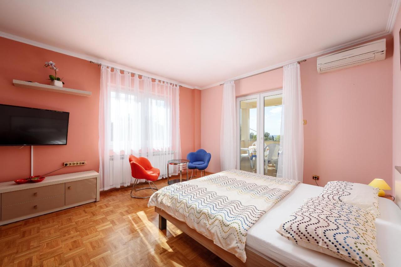 Apartment Gulic *